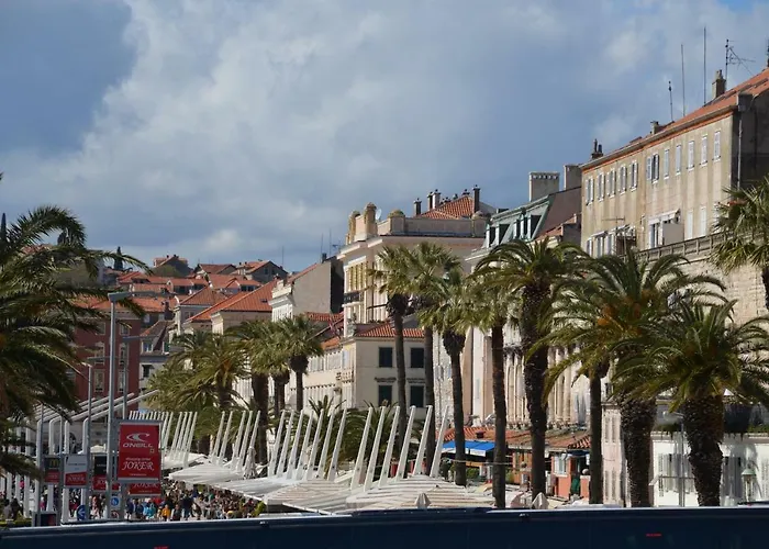 아파트 Apartments Dida